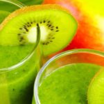 ¿Cómo hacer jugo de manzana con kiwi?
