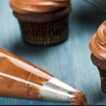¿Como hacer un glaseado para decorar tus postres?