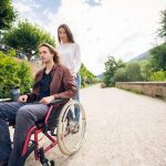 ¿Qué es la esclerosis múltiple? Conozca sus causas, síntomas y manejo