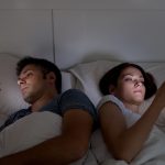 Los celulares estan acabando con los matrimonios, causas y motivos